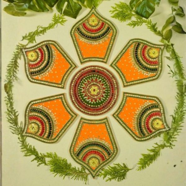 Crown rangoli
